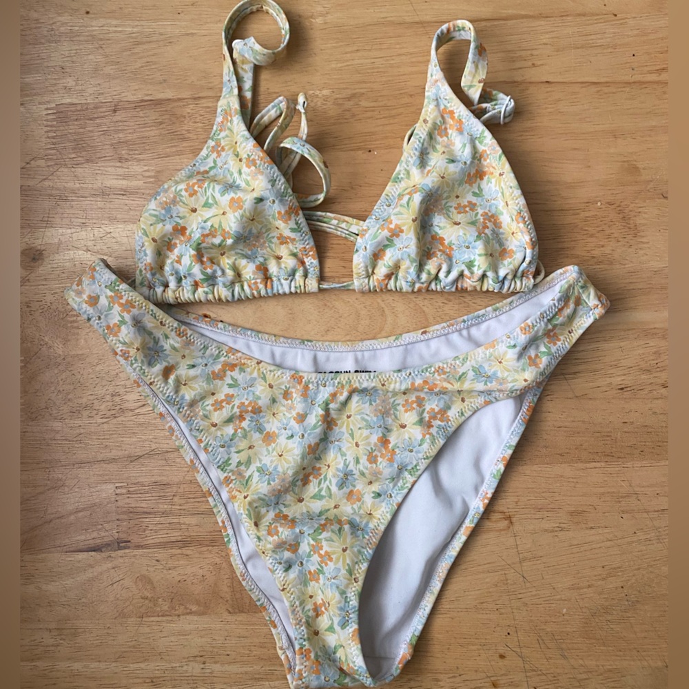 PacSun Floral Bikini - Yellow and White